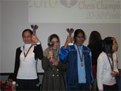Победительницы турнира девушек до 14 лет Saduakassova Dinara (Казахстан), Hakimifard Raana (Иран) и Nandhidhaa Pv (Индия)